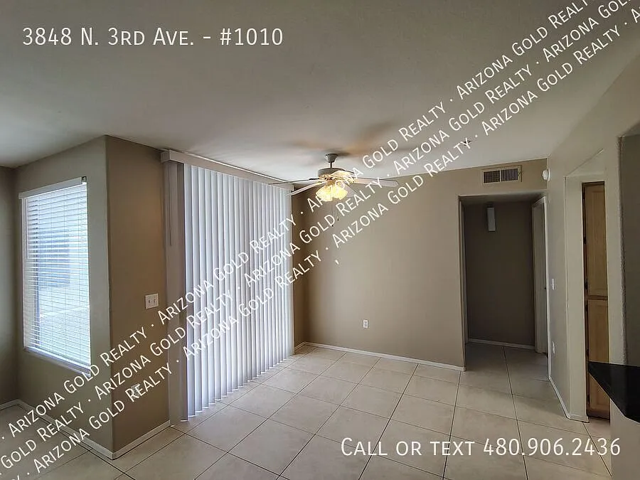 Hawthorne Condominiums — Photo 3