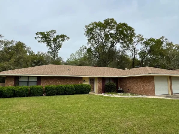 520 Mockingbird Dr, Long Beach, MS 39560