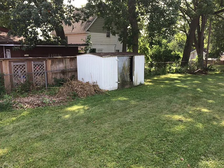409 Norwood Ave — Photo 8