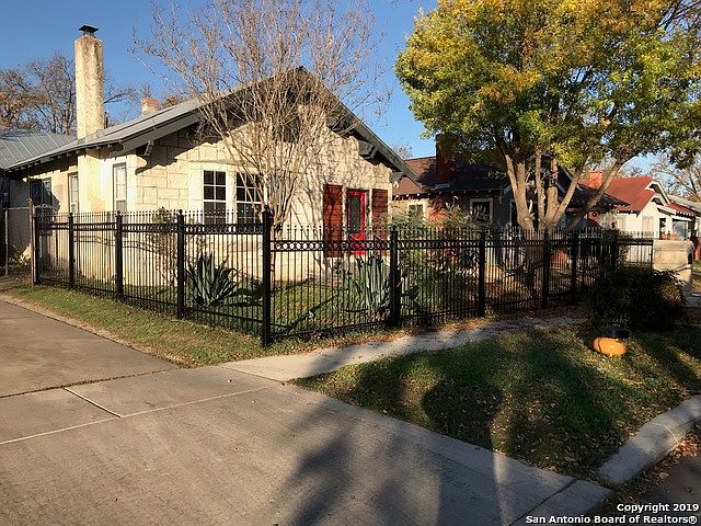 1st image of 1013 Hammond Ave