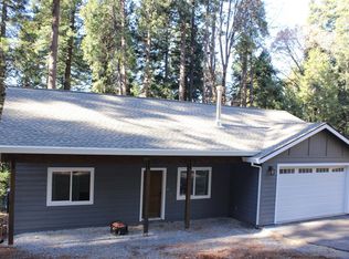 3084 Castlewood Cir, Pollock Pines, CA 95726