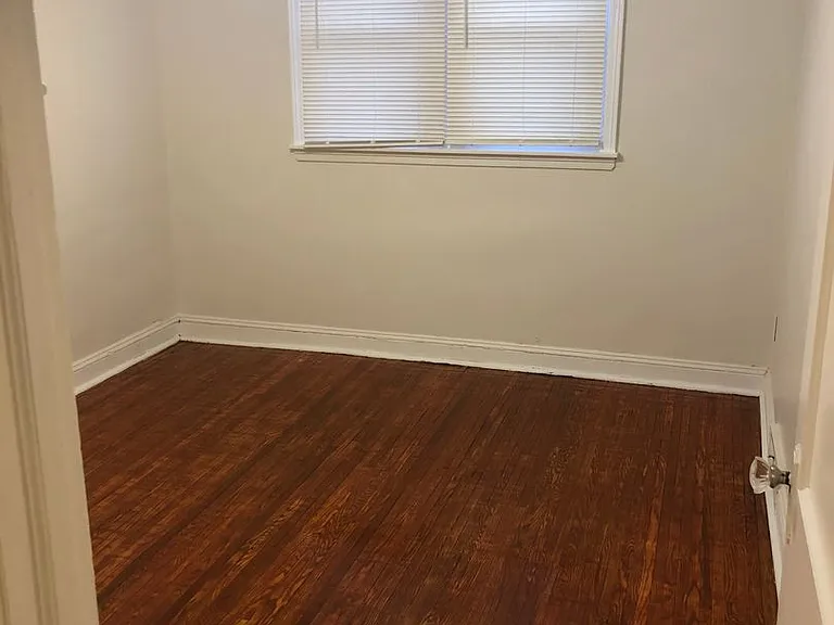 3901 Elsinore St — Photo 2