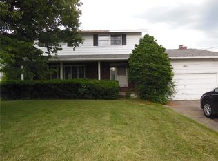 5082 Harris Rd, Camillus, NY 13031