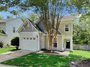 10604 Secret Garden Ln, Charlotte, NC 28214