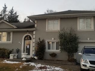 21 Rosalie Pl, Commack, NY 11725
