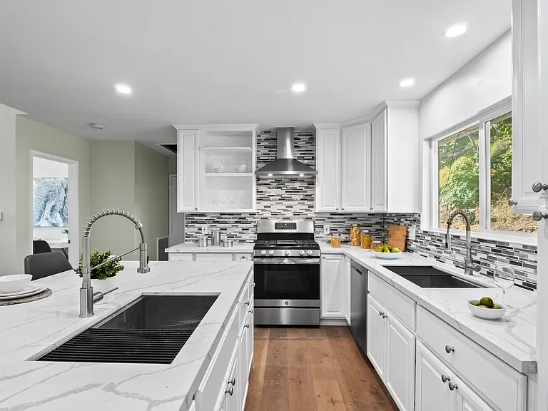 5259 Gould Ave — Photo 7