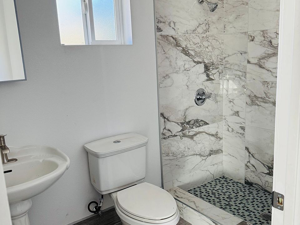 2nd image of 8133 Mountain View Ave #3