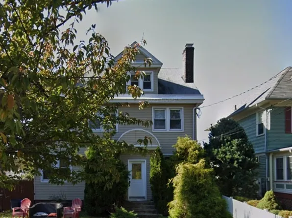 8 Vista Ave, Elizabeth City, NJ 07208