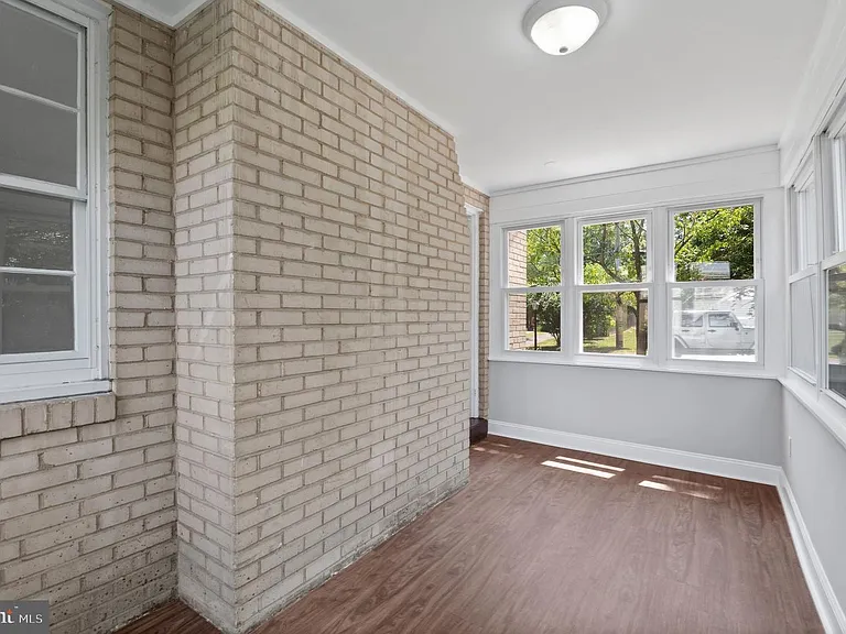 3731 School Ln — Photo 9