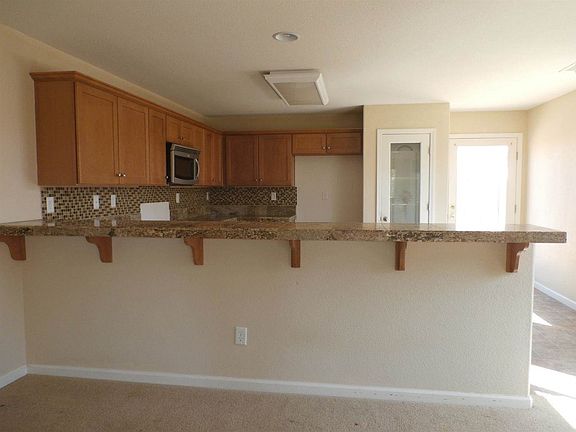 4th image of 1463 Garnet Way
