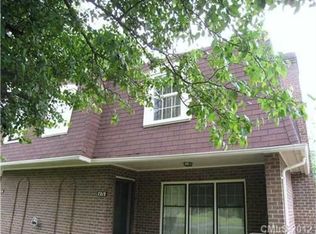 7212 Lammers Ln, Charlotte, NC 28226