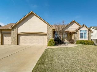4633 N Spyglass St, Wichita, KS 67226
