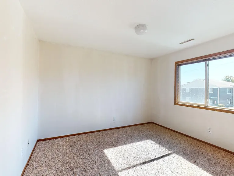 4517 Steinbeck St — Photo 11