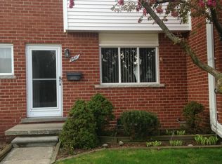 8680 Sterling, Center Line, MI 48015