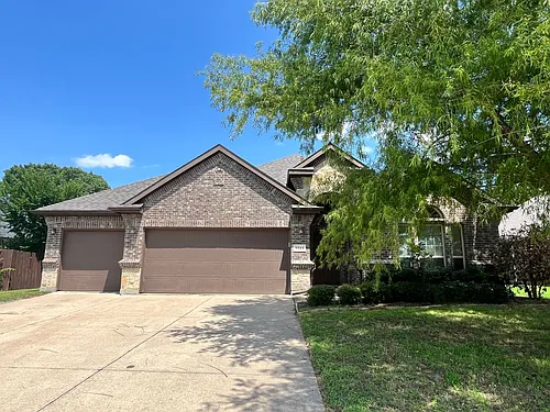 1045 Cydnie St Photo 1