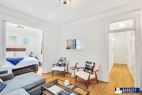 Rented by Barkoff Residential  | media 6