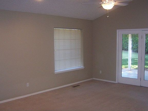 Another view of the living area.