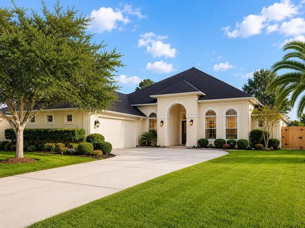 2826 Sea Channel Dr, Seabrook, TX 77586