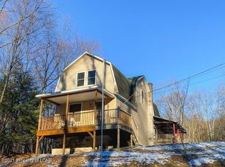 98 Range Rd, Hunlock Creek, PA 18621