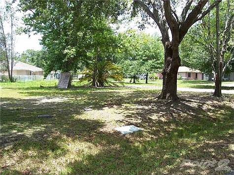 1st image of 2717 Martha Ln
