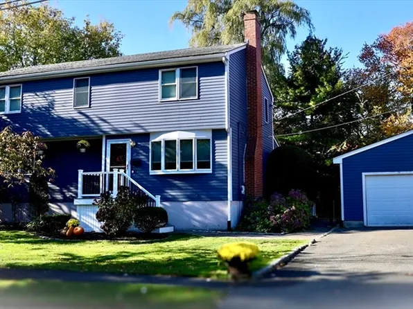 24 Squanto Rd, Peabody, MA 01960