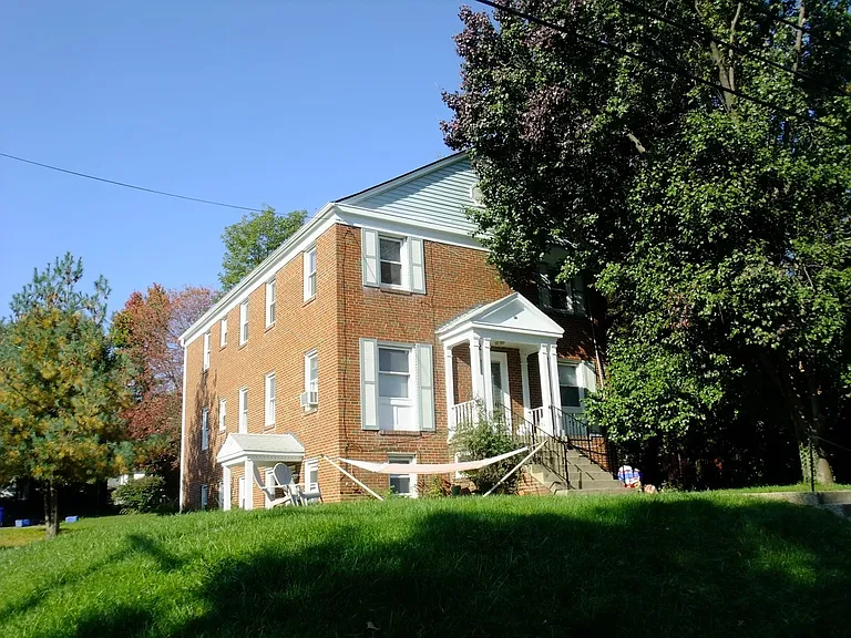 8210 Greenwood Ave — Photo 25