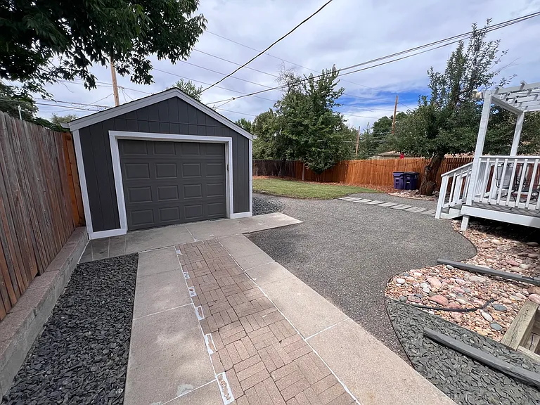 2515 S Gilpin St — Photo 13