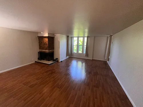 300 Vernon St #22 Photo 1