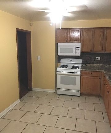 4th image of 7755 S Maryland Ave