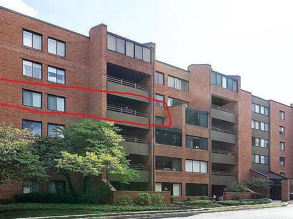 note 4th floor location 