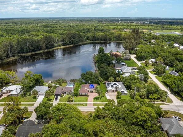 9430 87th St, Vero Beach, FL 32967
