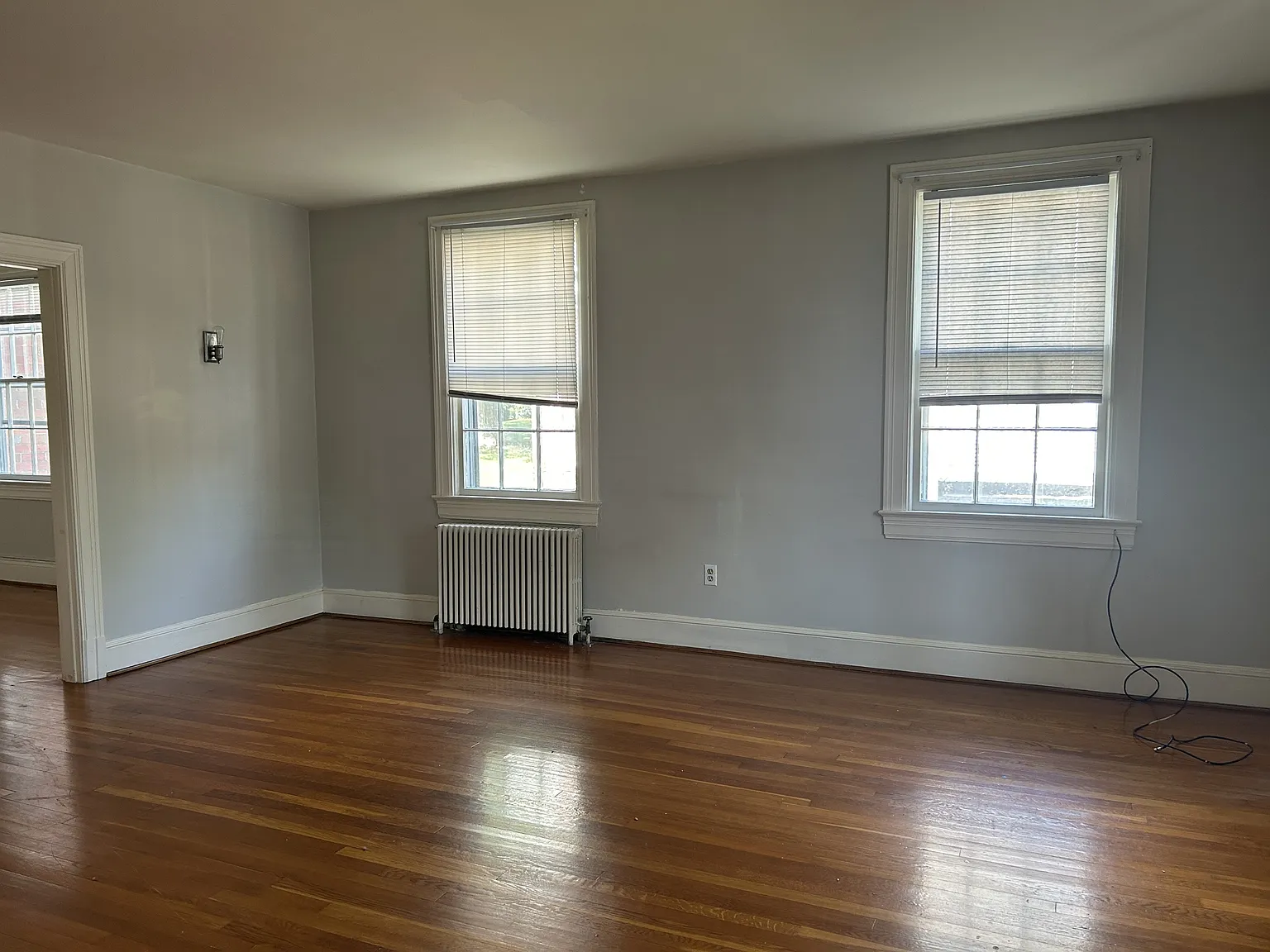 211 West Leicester Street - 2 — Photo 2