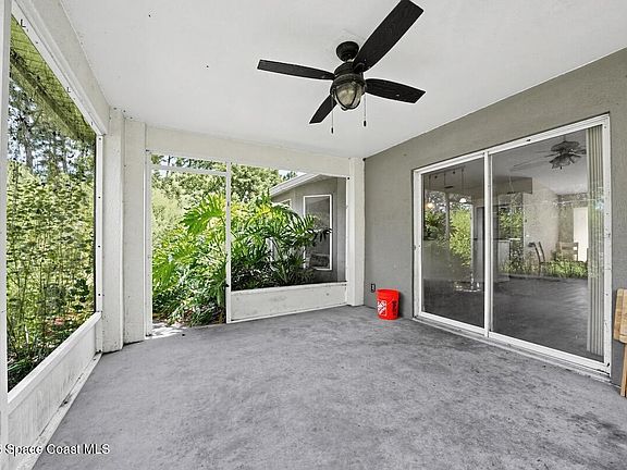 5th image of 857 Sarasota Dr SE