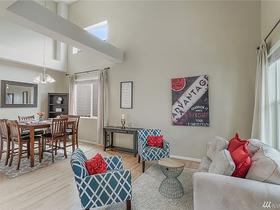 4th image of 2333 84th Ave NE