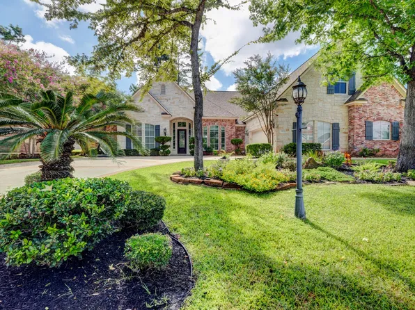 40 W Oaks Ct, Montgomery, TX 77356