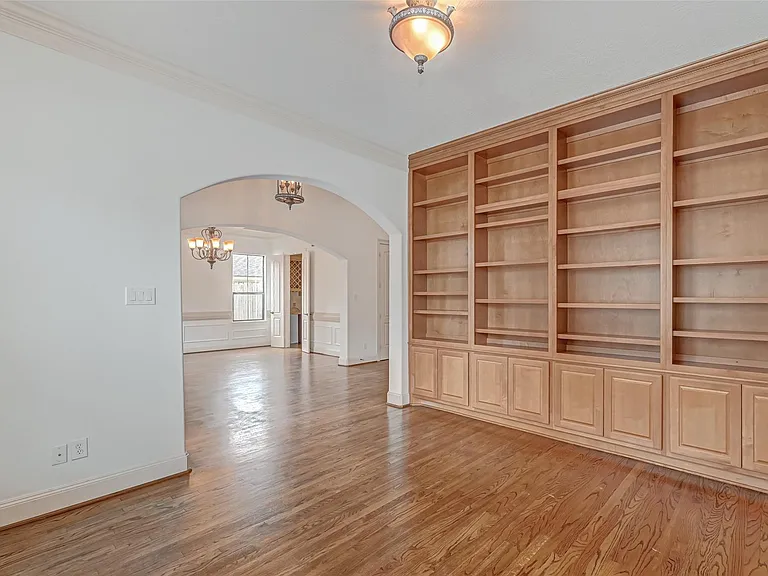 3218 Westridge St — Photo 8