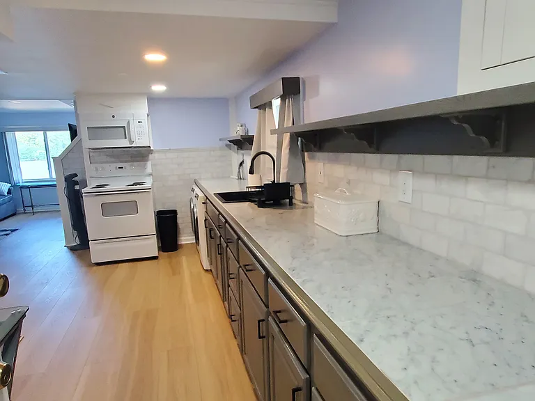 65 Indian Well Rd #A — Photo 6