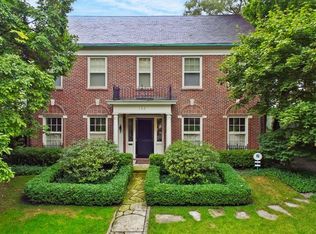 162 Fuller Ln, Winnetka, IL 60093