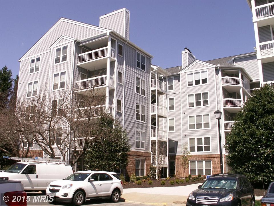 Exterior (Front)