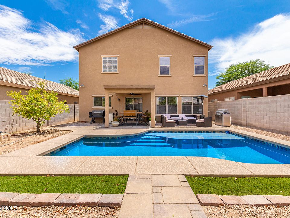 1st image of 32 W Desert Vista Trl