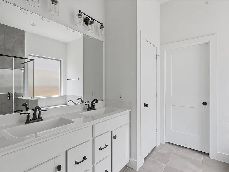 313 Rise Ln — Photo 13