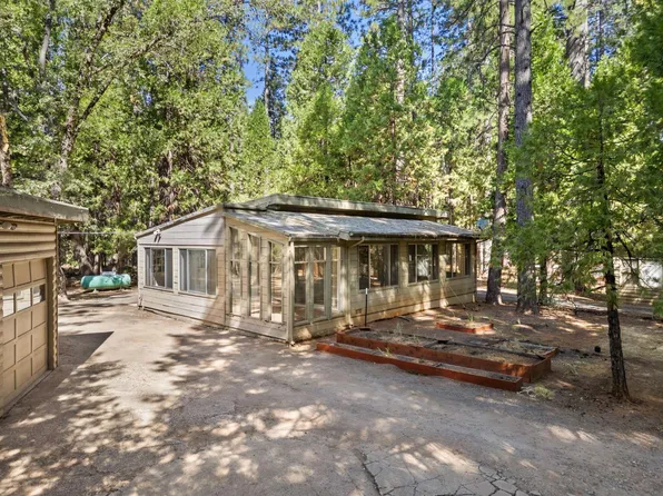 1920 Airacobra Ave, Arnold, CA 95223
