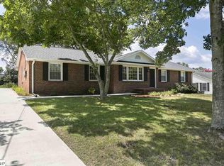 104 Mimosa Dr, Greenville, SC 29615