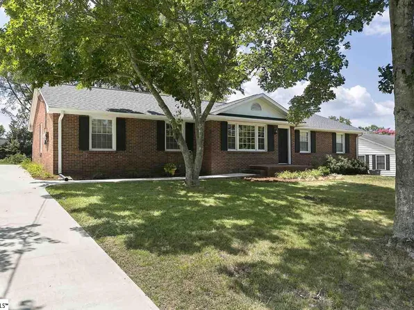 104 Mimosa Dr, Greenville, SC 29615