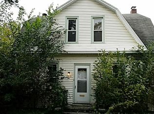1215 N Hickory St, Champaign, IL