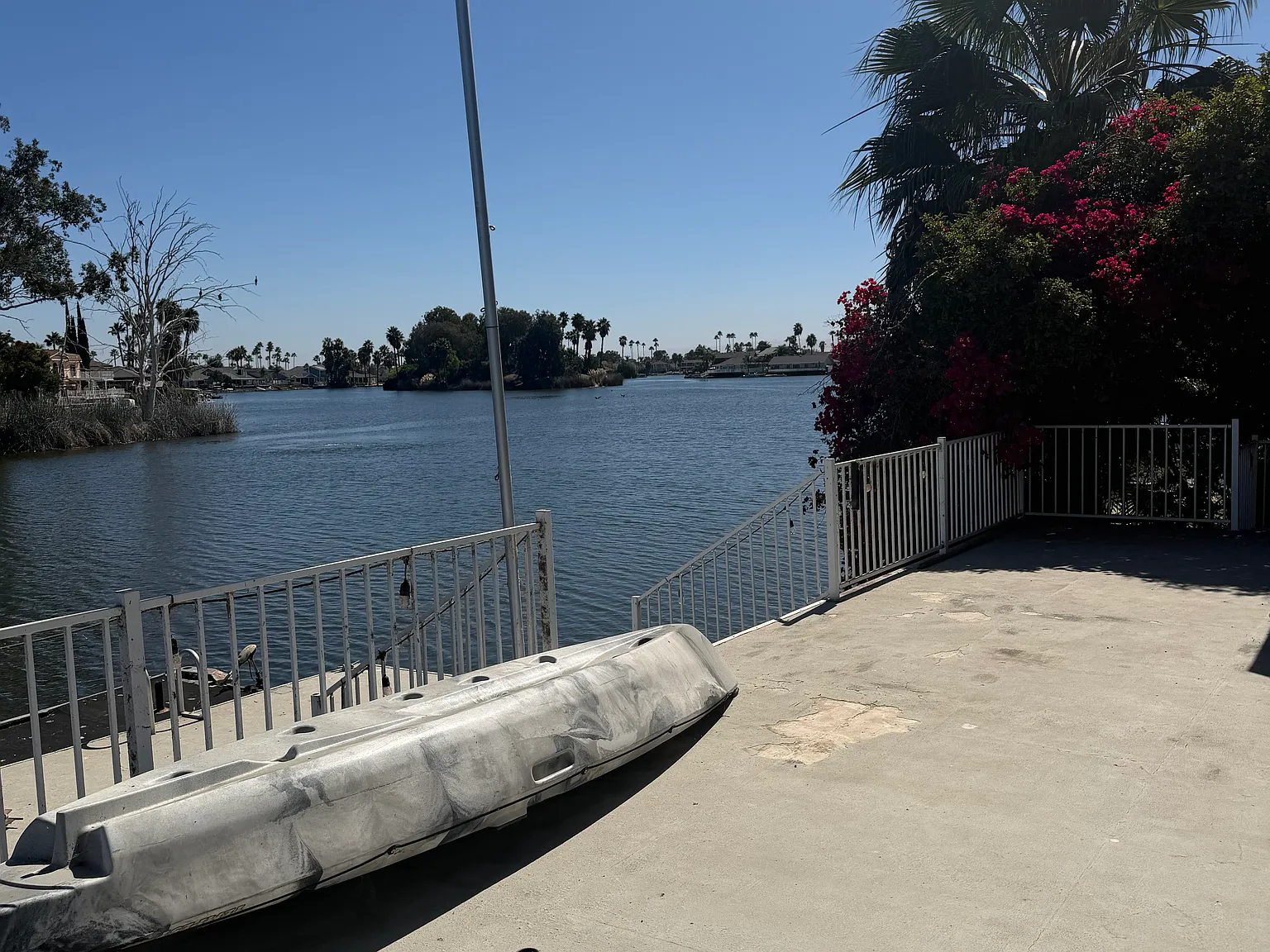3 bed, 1660 sqft, $3,500 — Photo 4