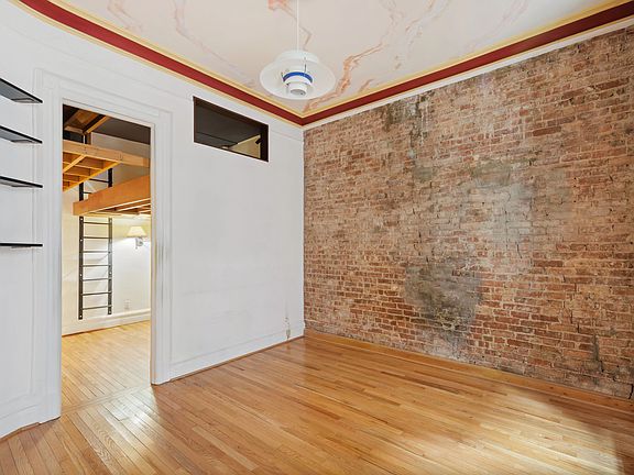 4th image of 630 E 14th St APT 3