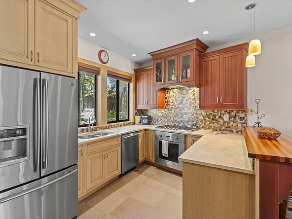 5th image of 300 W Lake Blvd #59