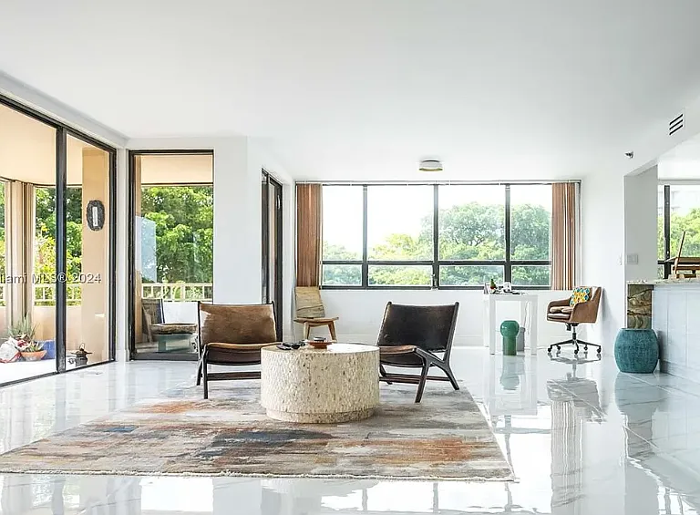11111 Biscayne Blvd #1D — Photo 3