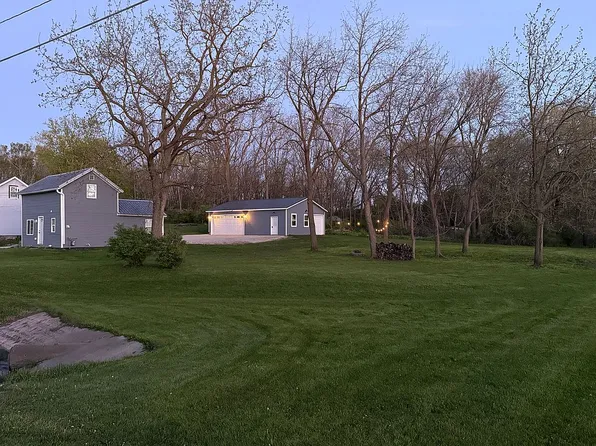 412 W High St, Spring Valley, MN 55975